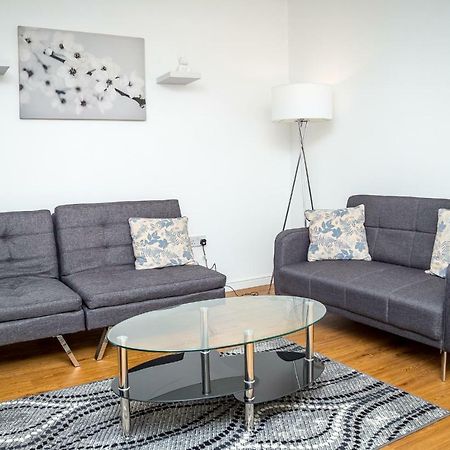 נורת'המפטון Luxuriant Apartments מראה חיצוני תמונה