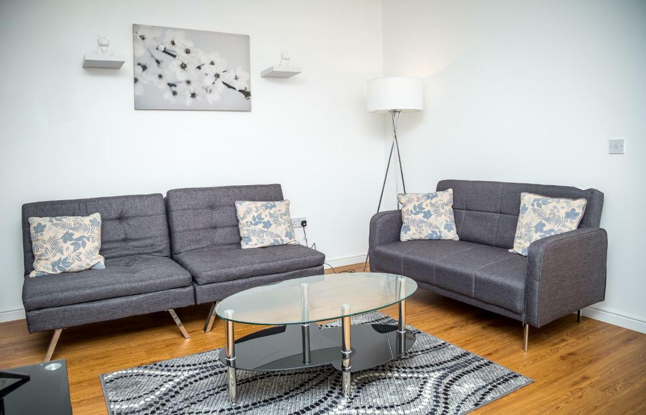 נורת'המפטון Luxuriant Apartments מראה חיצוני תמונה