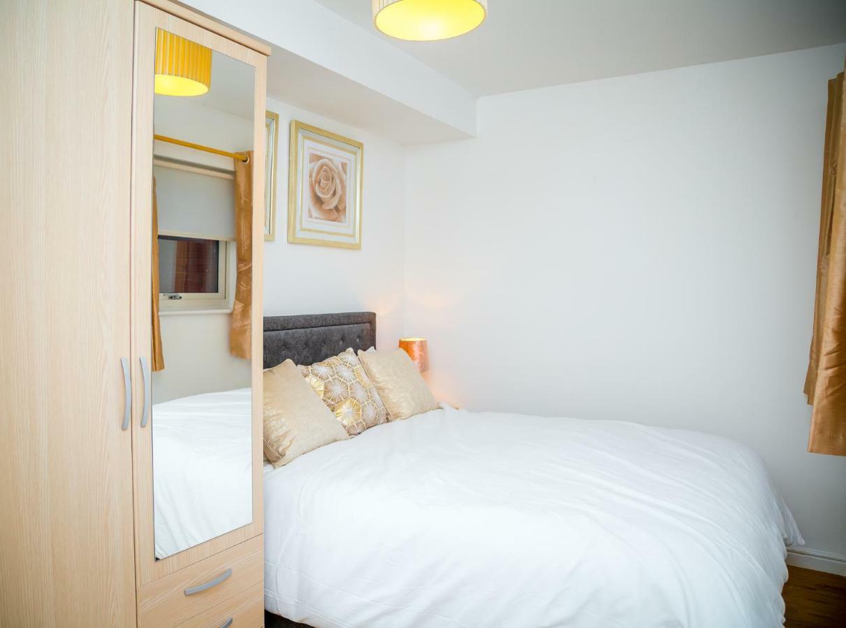 נורת'המפטון Luxuriant Apartments מראה חיצוני תמונה
